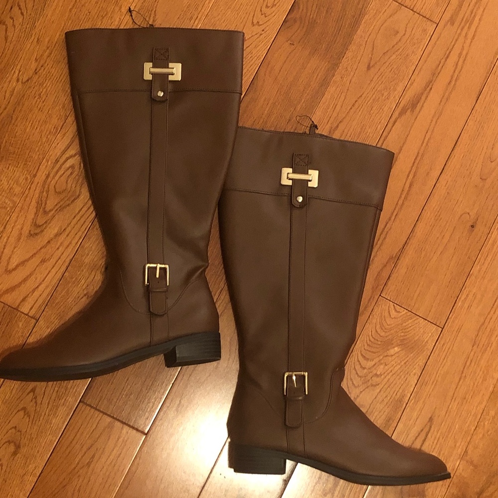 Karen Scott Deliee wide calf riding boot 7.5  Cognac (new)